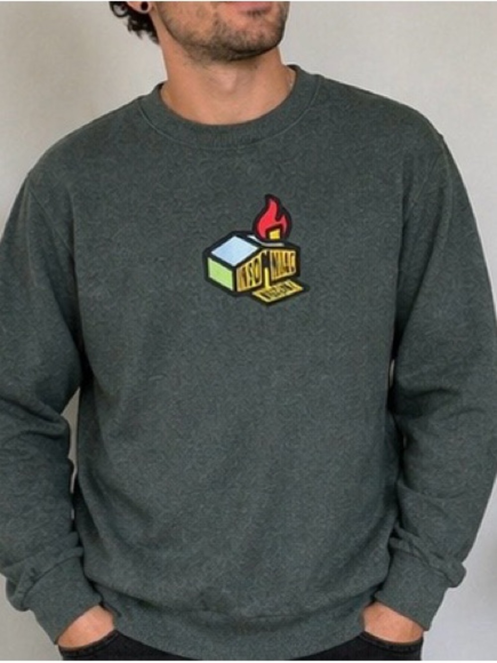 Insomniac Crewneck Sweatshirt Green Graphic Logo M